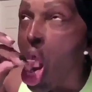 Meet your Posher, Dakota